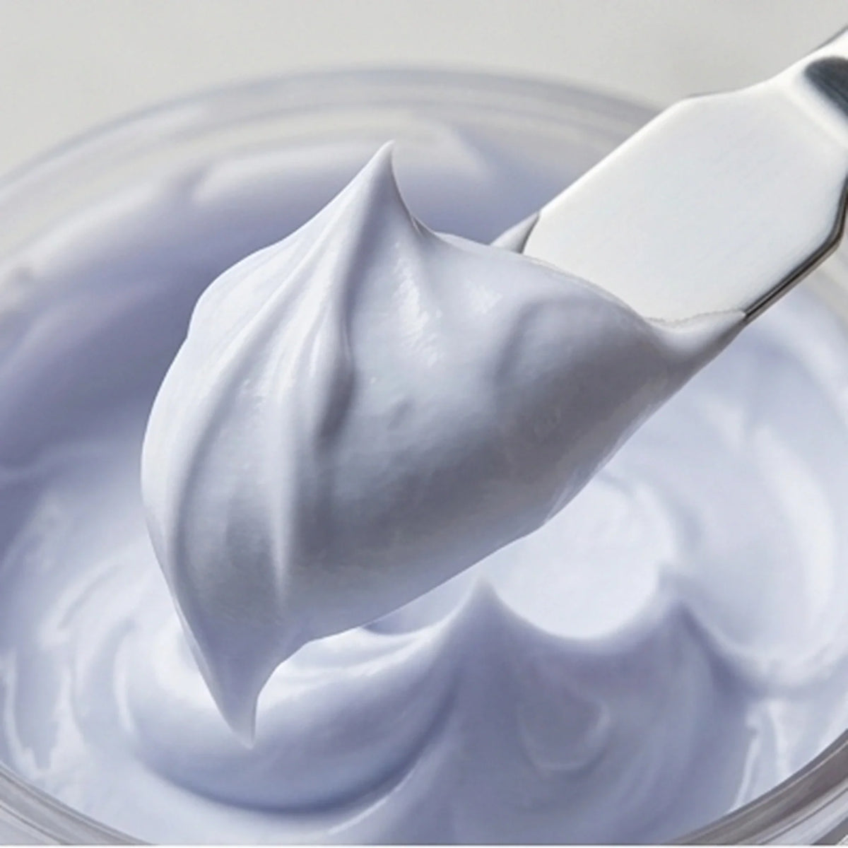 Skindae RepairBoost Body Butter – repairing body butter, lavender whipped texture – jar spatula scoop